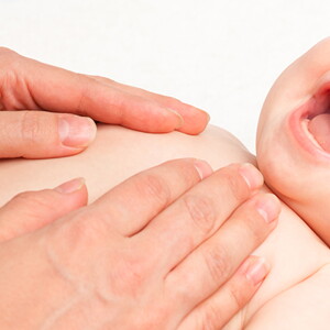 Cómo darle un masaje a tu bebé