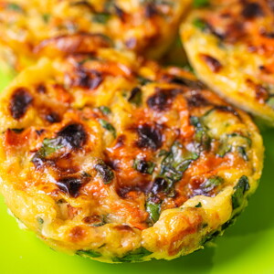 Muffins de Huevo con Zanahoria, Zuchinni y Espinaca con NUTRIADVANCE®